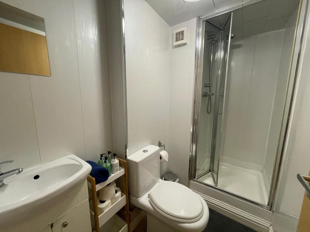 **6 Person City Centre Apartment** Cardiff Buitenkant foto